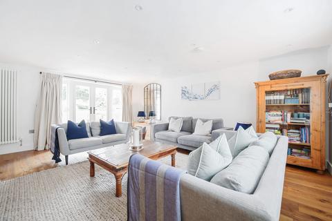 5 bedroom detached house to rent, Little Petherick, Wadebridge, PL27