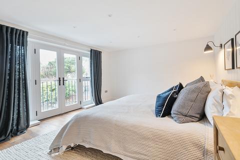 5 bedroom detached house to rent, Little Petherick, Wadebridge, PL27