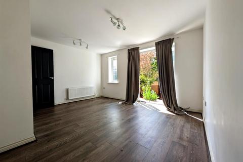 3 bed terraced house for rent in Cypress Way, Nuneaton