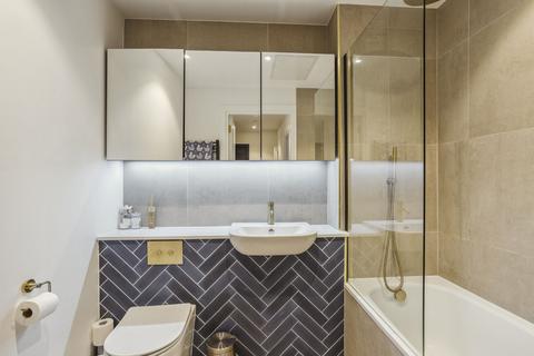 1 bedroom flat for sale, Ashley Road, Epsom, KT18