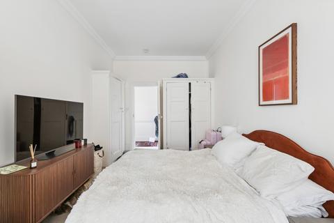 1 bedroom flat for sale, Cliveden Place, London, SW1W