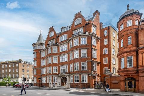 Cliveden Place, London, SW1W