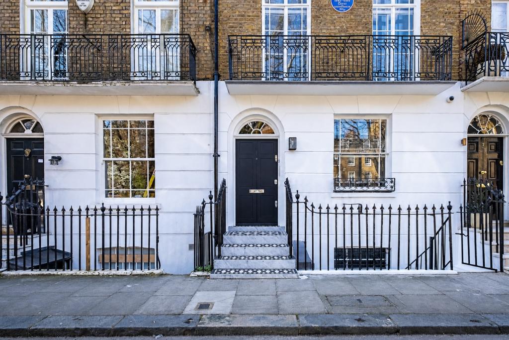 House in London - View 2