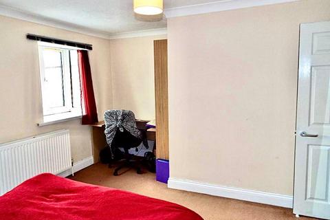 undefined, Spear Road, Southampton, SO14