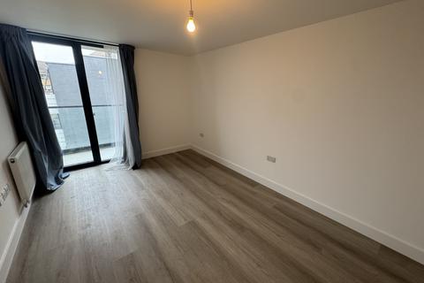 1 bed flat/apartment for rent in Farnborough Road, GU14 7HN
