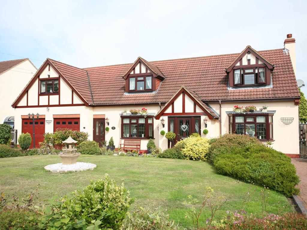 Winton, 69 Kiddemore Green Road, Brewood, ST19 9BQ 4 bed detached house
