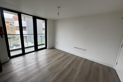2 bed flat/apartment for rent in Farnborough Road, GU14 7HN