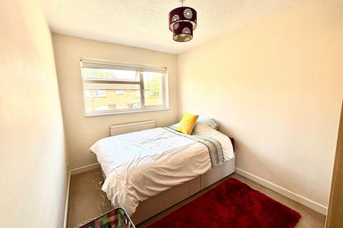 2 bedroom apartment for sale, Sandhills Court Sandhills Lane, Virginia Water, Surrey, GU25