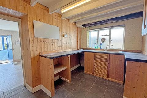 4 bedroom semi-detached house for sale, CLYNDERWEN, Dyfed