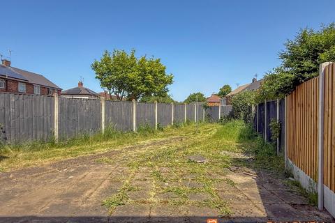 3 bedroom semi-detached house for sale, Cranmer Road, Newark NG24