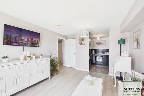 2 bedroom flat for sale, Blakely Court, Highley Drive, Daimler Green, Radford, Coventry, CV6 3HJ