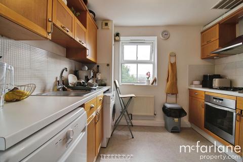 2 bedroom apartment for sale, Lynmouth Road, Swindon SN2