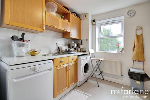 2 bedroom apartment for sale, Lynmouth Road, Swindon SN2