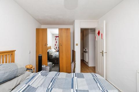 1 bedroom maisonette for sale, Bredhurst Close, London, SE20