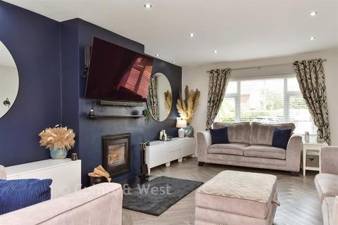 3 bedroom detached house for sale, Merton Close, Bognor Regis PO21