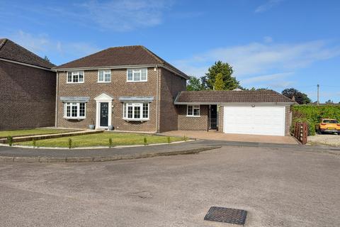 4 bedroom detached house for sale, Speen Place, Speen, Newbury, RG14