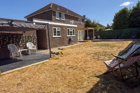undefined, Speen Place, Speen, Newbury, RG14