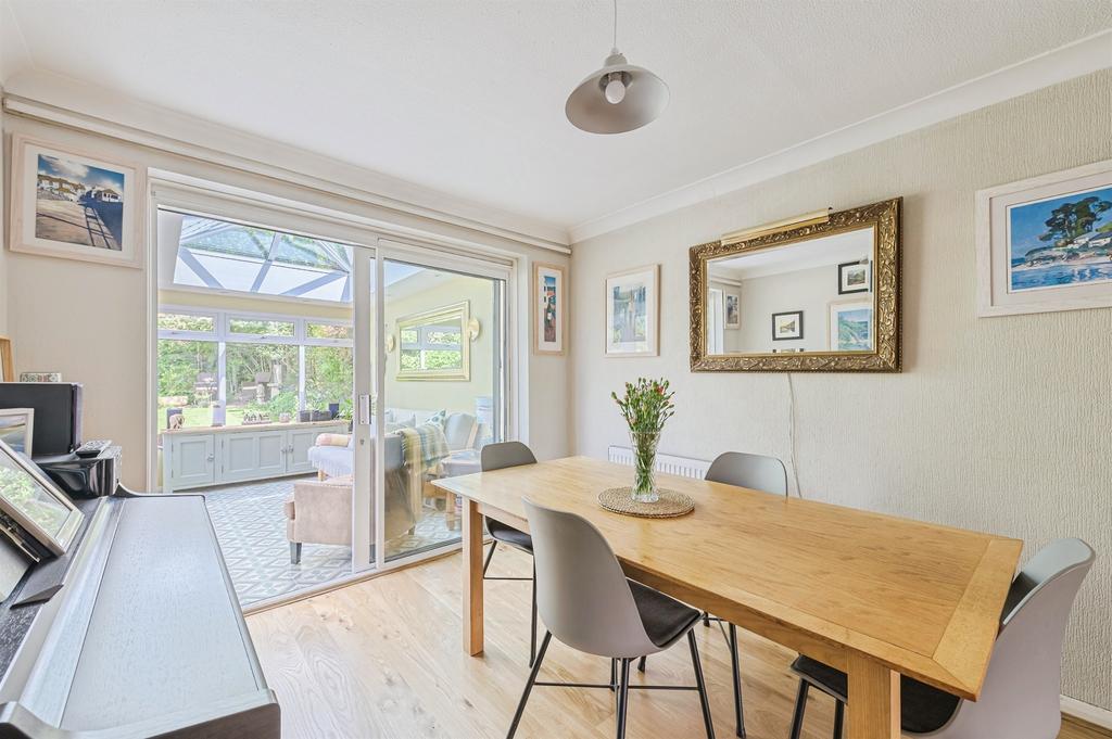 House in Birmingham, Sutton Coldfield - View 4