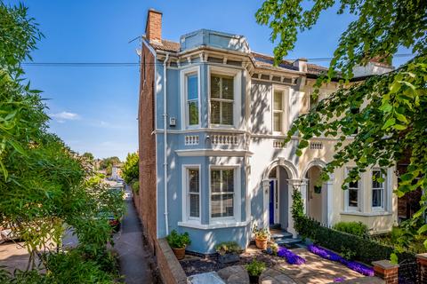 5 bedroom villa for sale, Avenue Road, Leamington Spa, Warwickshire CV31 3PY