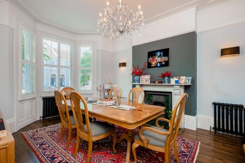 5 bedroom villa for sale, Avenue Road, Leamington Spa, Warwickshire CV31 3PY