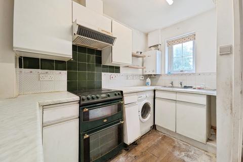 2 bedroom terraced house for sale, Anne Boleyn Close, Sheerness ME12