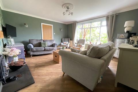 3 bedroom detached bungalow for sale, Hay Brow Close, Scalby, YO13