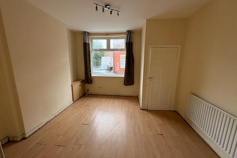 2 bedroom end of terrace house for sale, Radnor Street, Gorton, M18