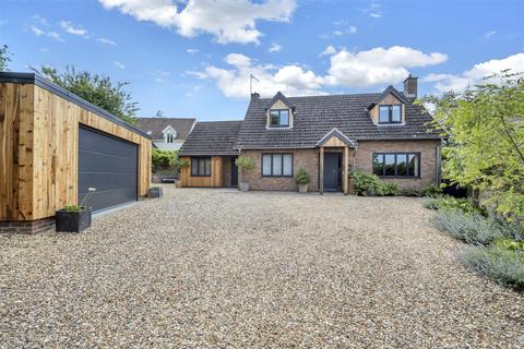 4 bedroom detached house for sale, Hardwick Lane, Bury St. Edmunds