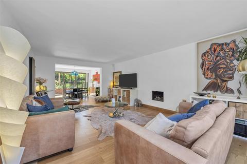 4 bedroom detached house for sale, Hardwick Lane, Bury St. Edmunds