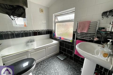 2 bedroom terraced house for sale, Rhiw Parc Road, Abertillery