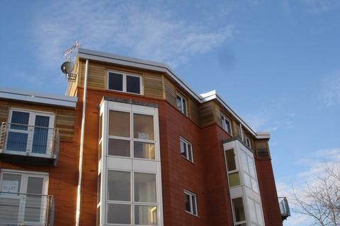 2 bed flat/apartment for rent in Nautica House, The Waterfront
