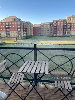 2 bedroom flat to rent, Britannia House, Bedford, MK42