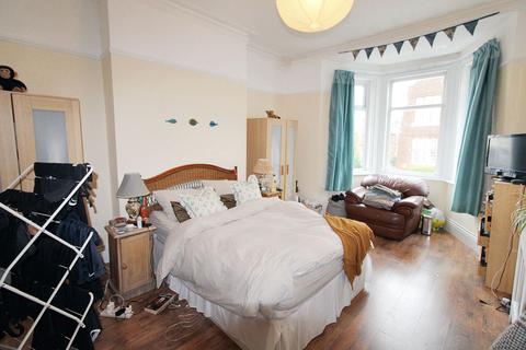 undefined, Chillingham Road, Heaton, Newcastle upon Tyne, Tyne and Wear, NE6 5BT
