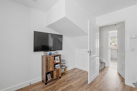 2 bedroom terraced house for sale, Oak Close, Leyburn, DL8 5