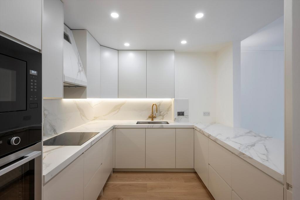 Apartment in London - View 3