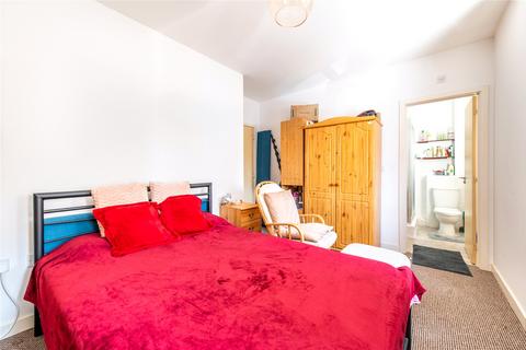 2 bedroom flat for sale, Angelica Square, Maidstone, Kent, ME16