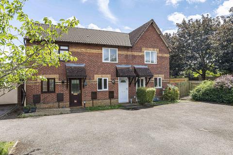 2 bedroom terraced house for sale, Acorn Close, Bicester, OX26