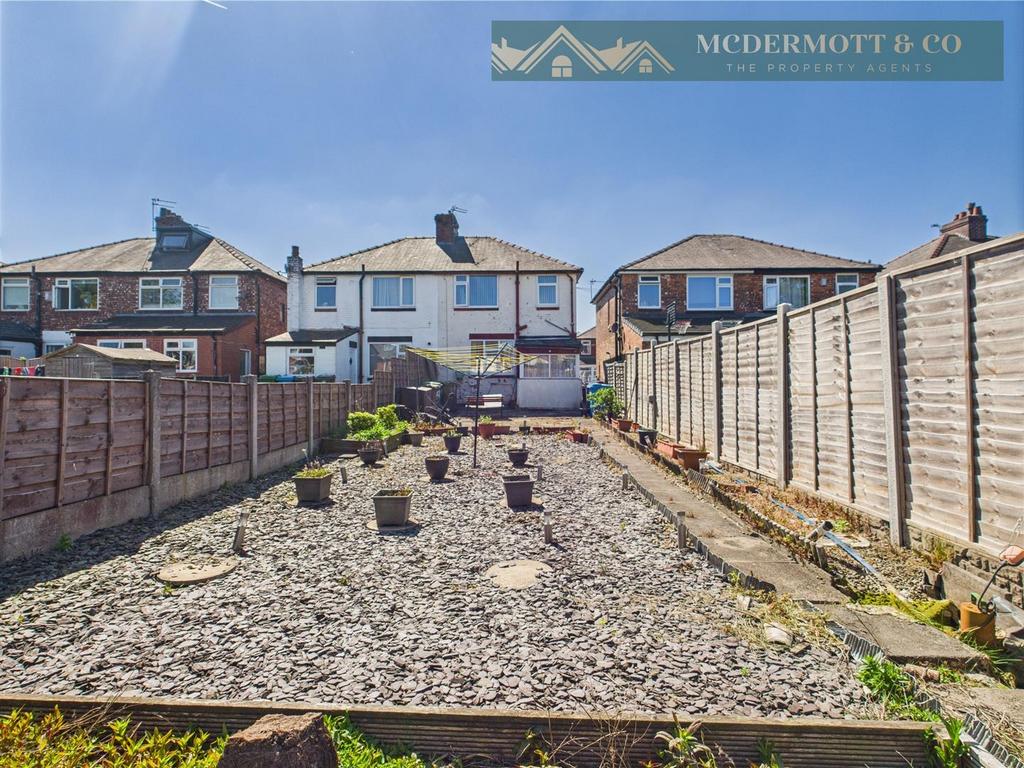 House in Oldham, Greater Manchester - View 2