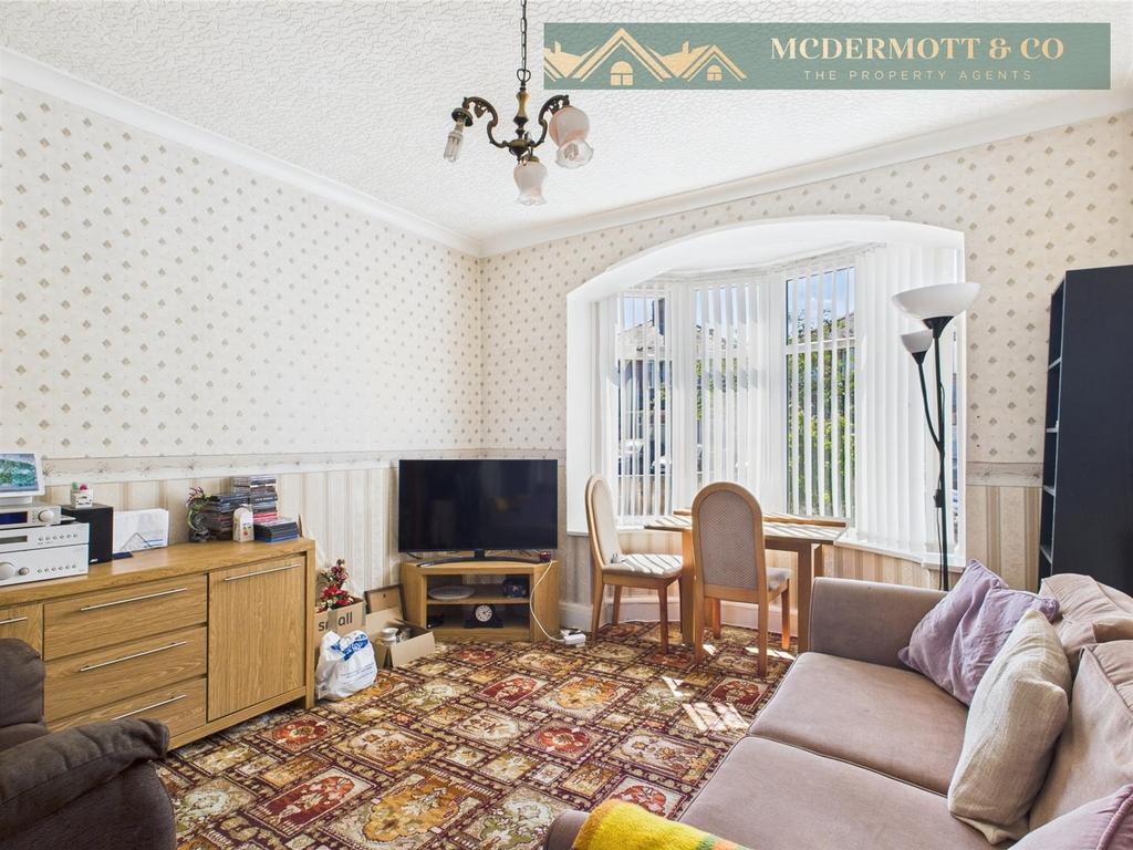 House in Oldham, Greater Manchester - More