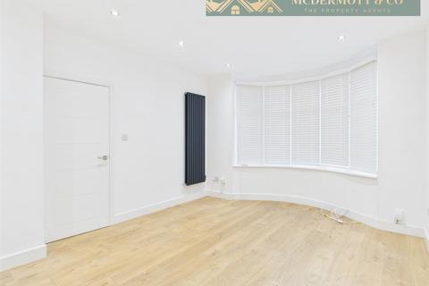 4 bedroom semi-detached house for sale, Broadway, Chadderton, Oldham