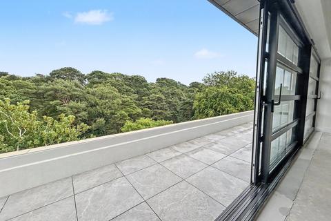 3 bedroom penthouse for sale, Alum Chine