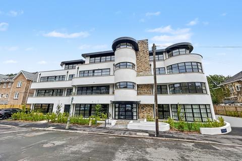 3 bedroom penthouse for sale, Alum Chine