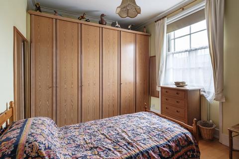 3 bedroom end of terrace house for sale, Lofting Road, Barnsbury, Islington, London, N1