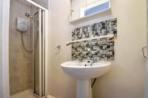 1 bedroom flat to rent, Flat 1 - 11 North Street, Cornwall, PL25