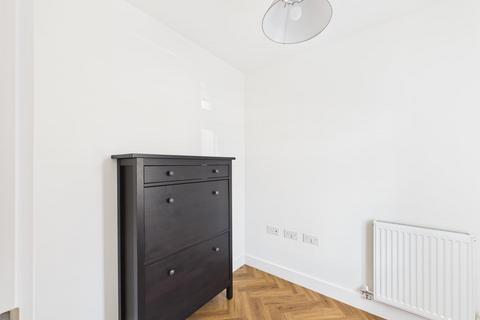 4 bedroom detached house to rent, Grayling Road, Market Harborough