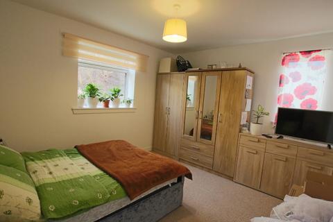 2 bedroom flat to rent, Pentland Crescent, West End, Dundee, DD2
