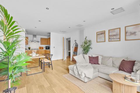 1 bedroom flat for sale, Station Road, Beaconsfield HP9