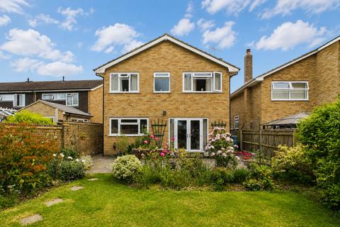 4 bedroom detached house for sale, Mount Close, Hemel Hempstead, HP1