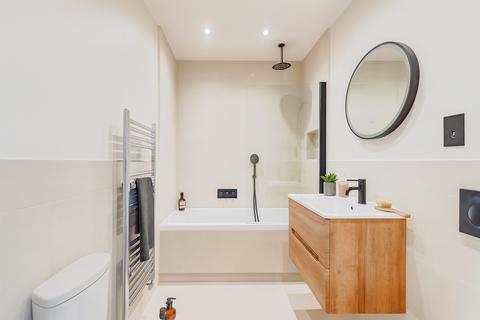1 bedroom apartment for sale, Sussex House, East Grinstead