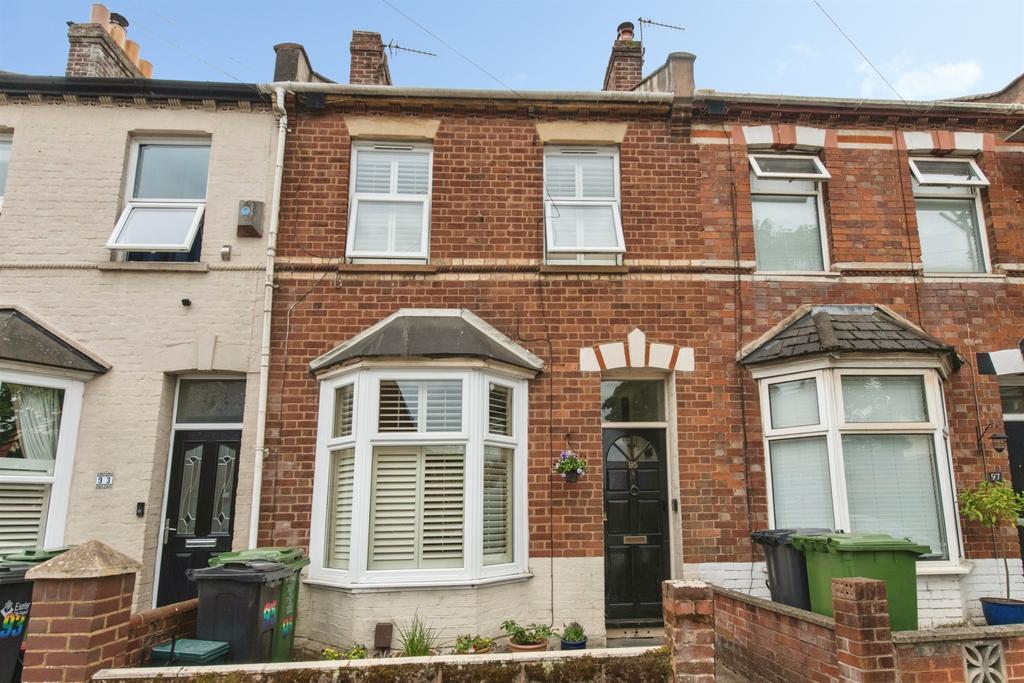 2 bedroom terraced house for sale